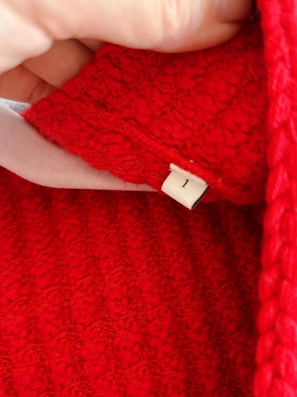 99% NEW SANDRO RED VEST - Picture 3 of 7
